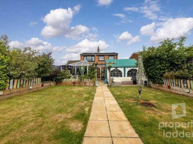 House for sale in Crostwick, Norfolk