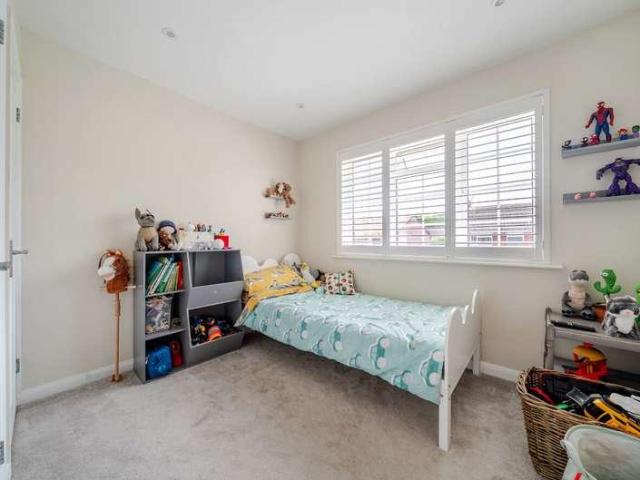 House for sale in Fole, Surrey