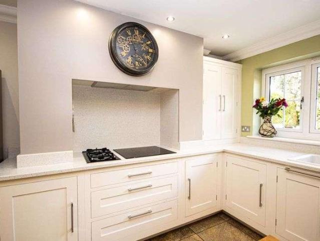 House for sale in Navestock Side, Essex