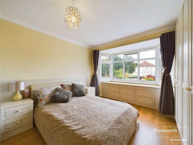 House for sale in Kingsbury, Greater London