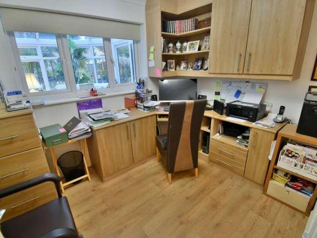 House for sale in Tricketts Cross, Ferndown