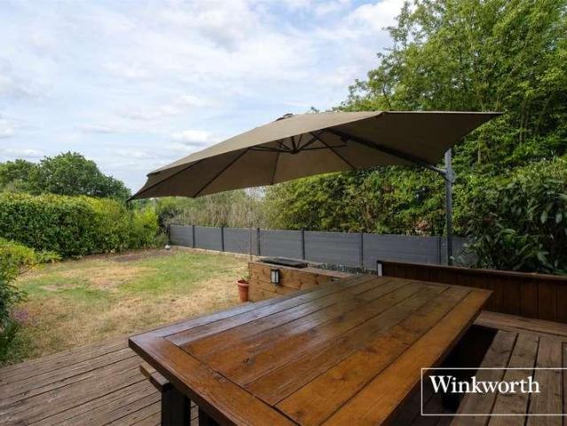 House for sale in Elstree and Borehamwood, Borehamwood