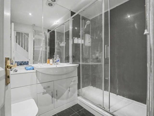House for sale in Mill Quay, Isle Of Dogs
