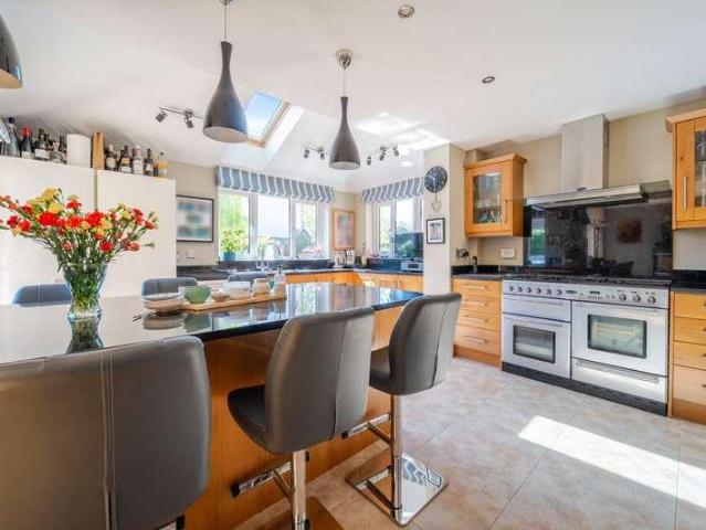 House for sale in Catteshall, Fole
