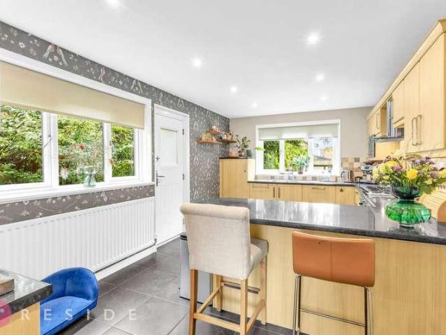 House for sale in Bamford, Burnedge