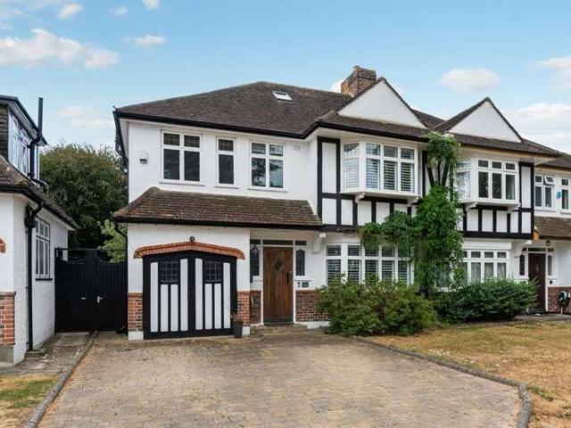 House for sale in London Borough of Bromley, Greater London