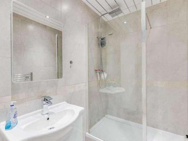 House for sale in Hencastel, Bridgend