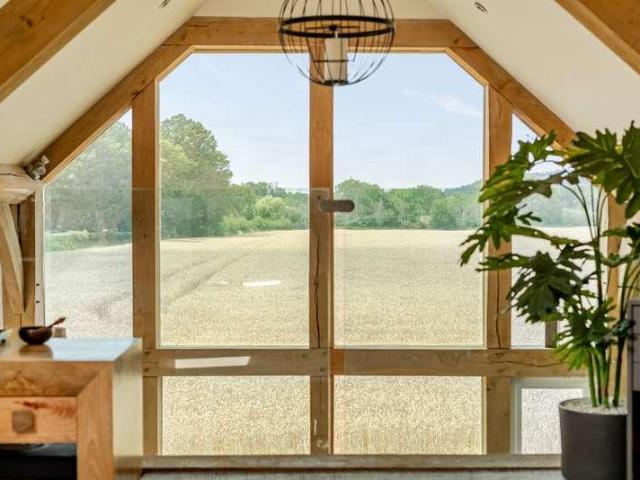 House for sale in Fole, Surrey