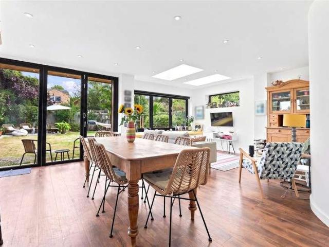 House for sale in North Shoebury, Alton Barnes