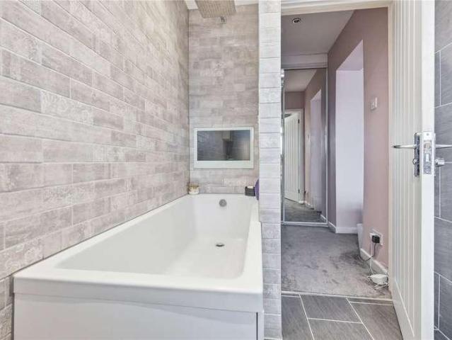 House for sale in Alton Barnes, Essex
