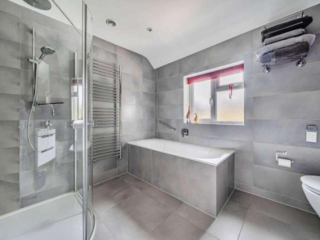 House for sale in Aldershot, Hampshire