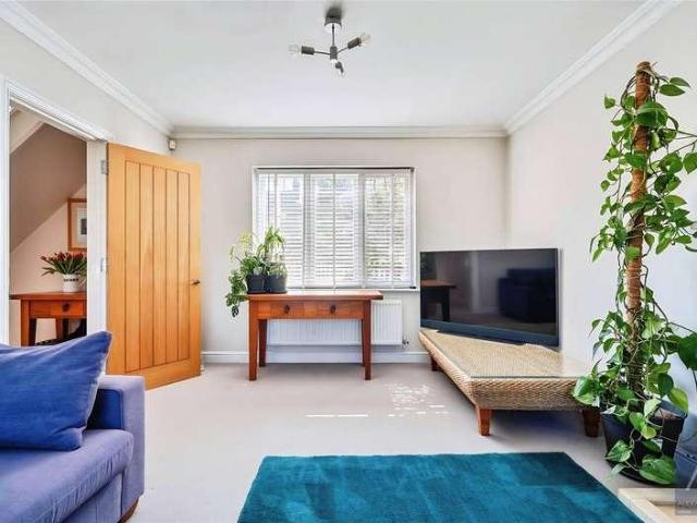 House for sale in Evershot, Oxfordshire