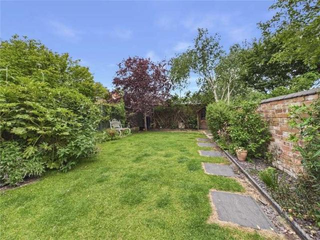 House for sale in Barbourne, Worcestershire