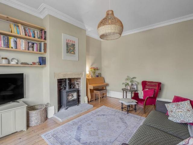 House for sale in Roundhay, West Yorkshire