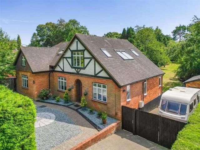 House for sale in Crowthorne