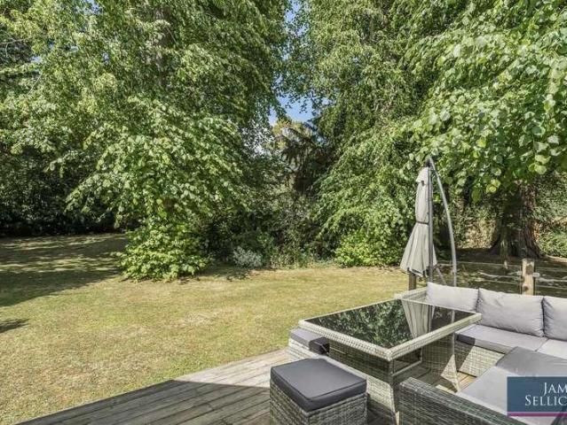House for sale in Stanford On Avon, Leicestershire