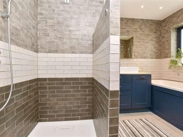 House for sale in Greater London