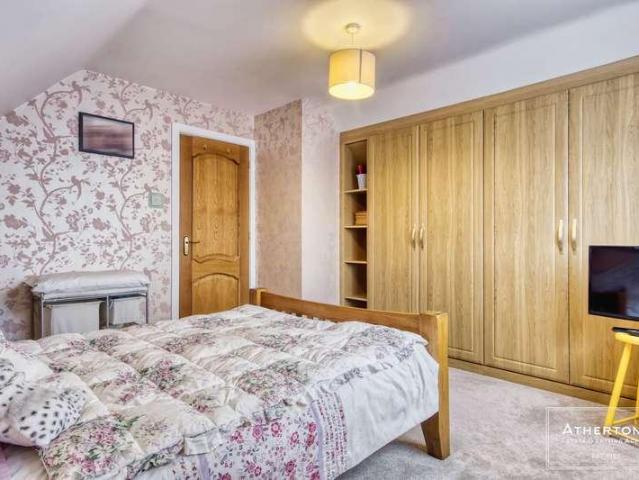 House for sale in Foxholes, Poole
