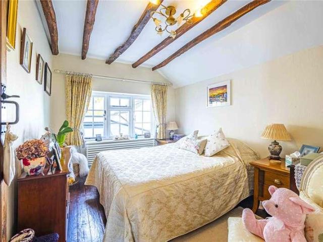 House for sale in Edlesborough, Buckinghamshire