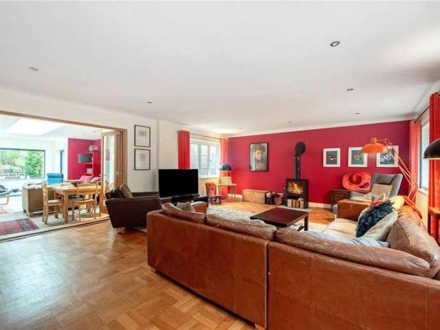 House for sale in Sleepers' Hill, Hampshire
