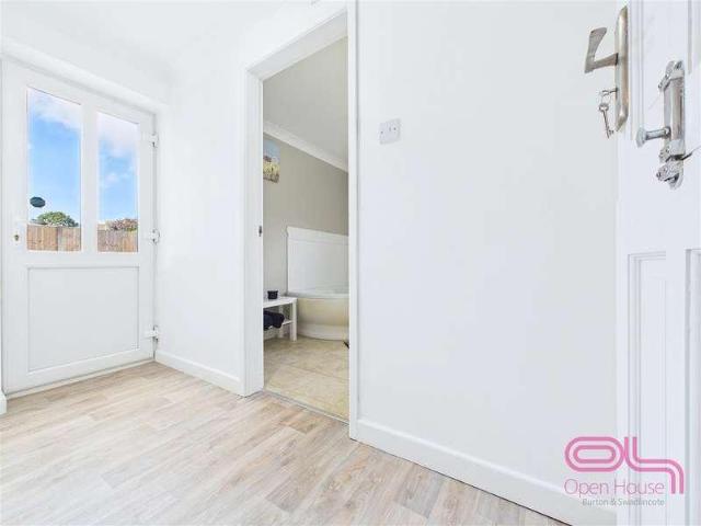 House for sale in Oversetts, Egginton