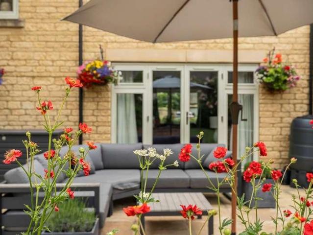 House for sale in Fossebridge, Gloucestershire