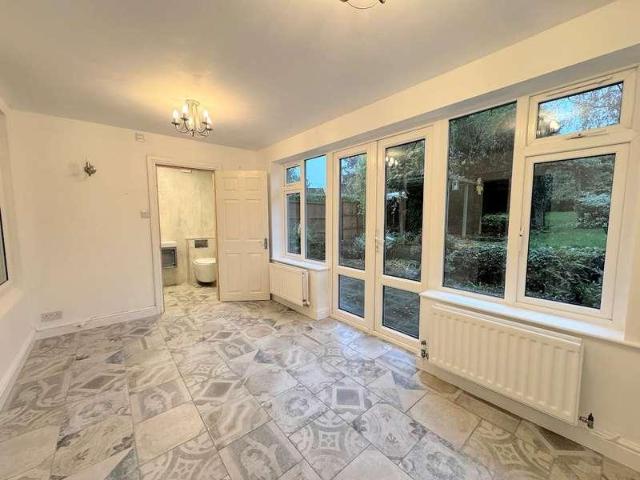 House for sale in Kedleston, East Midlands