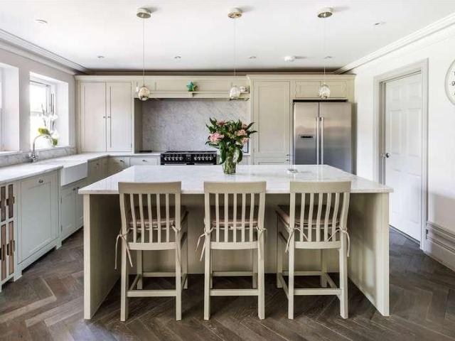 House for sale in Horsell, Woking