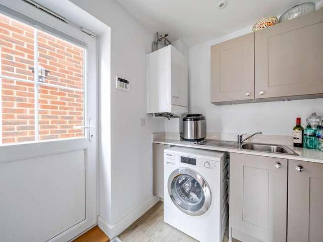 House for sale in Fole, Surrey