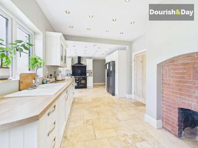 House for sale in Baswich, Staffordshire