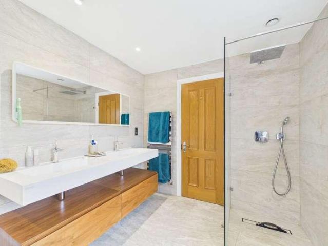 House for sale in Newell Green