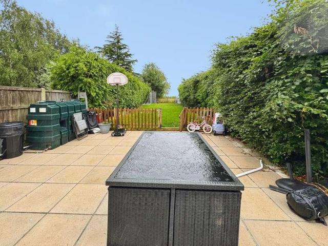 House for sale in Dale Hill, Essex