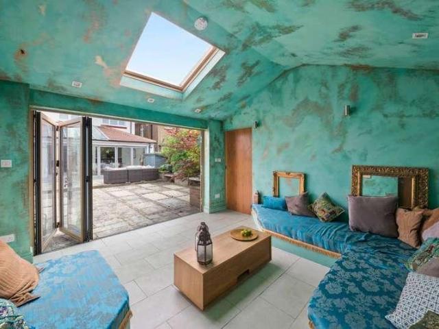 House for sale in London Borough of Ealing, Hanwell