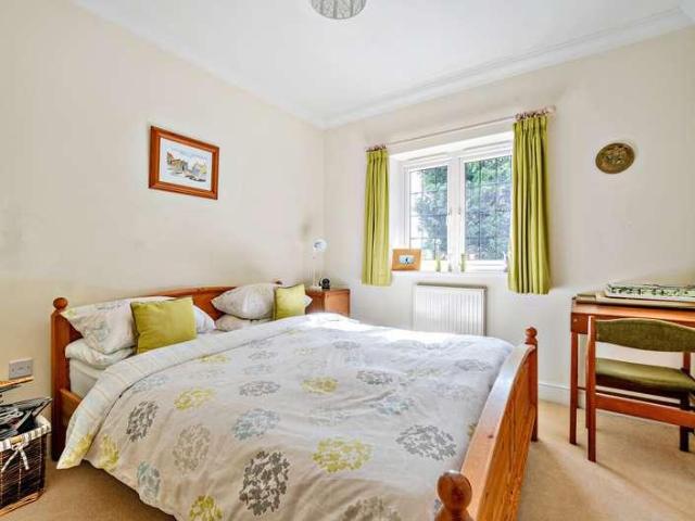 House for sale in Finchampstead