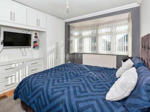 House for sale in Hayes, Greater London