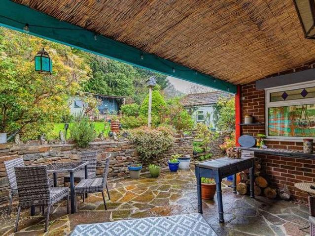 House for sale in Hengoed, Wales
