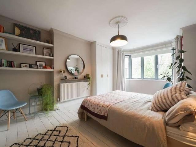 House for sale in Harlesden, Greater London