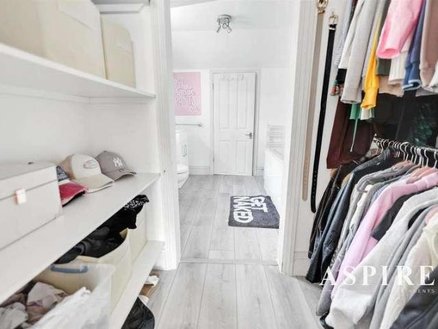 House for sale in South Benfleet, Essex