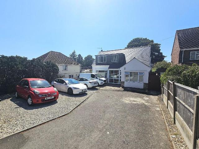 House for sale in Alderney, Poole