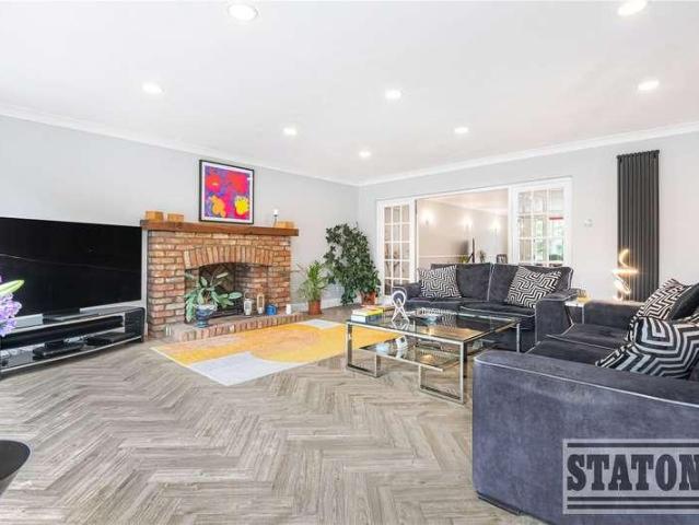 House for sale in London Borough of Enfield, Greater London