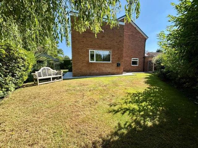 House for sale in Cheadle Hulme, Greater Manchester