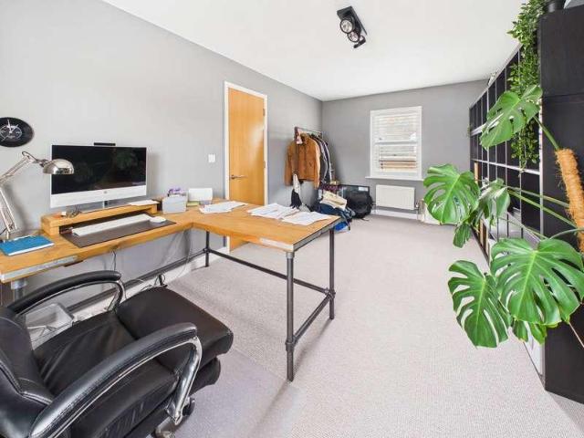 House for sale in Fishersgate, West Sussex