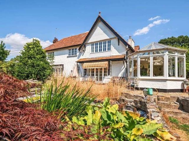 House for sale in Clyst St. George, Budlake