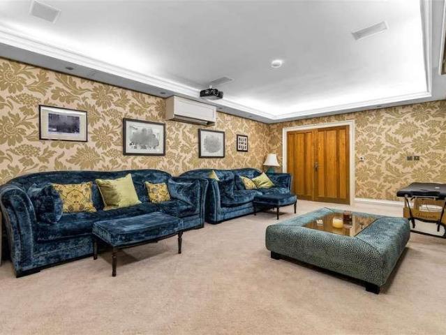House for sale in Four Oaks, West Midlands