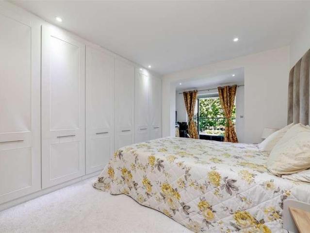 House for sale in Five Acres, Hertfordshire
