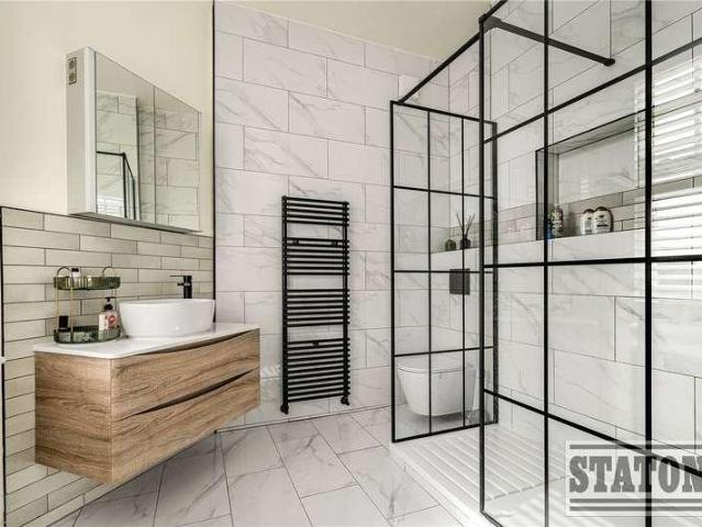 House for sale in High Barnet, Greater London