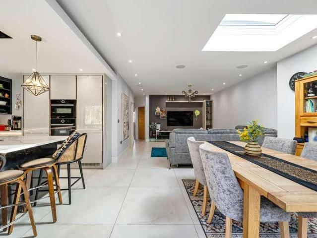 House for sale in London Borough of Hillingdon, Greater London