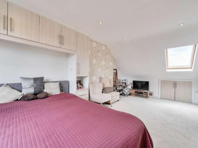 House for sale in Lane, Greater London