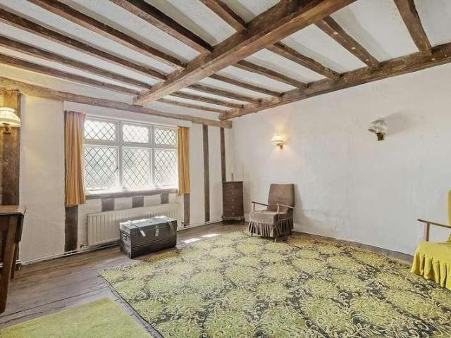 House for sale in Chipping Hill, Essex