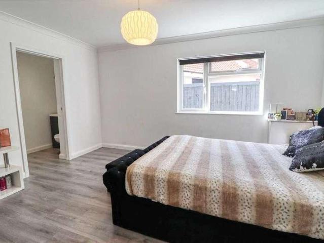 House for sale in Dale Hill, Essex